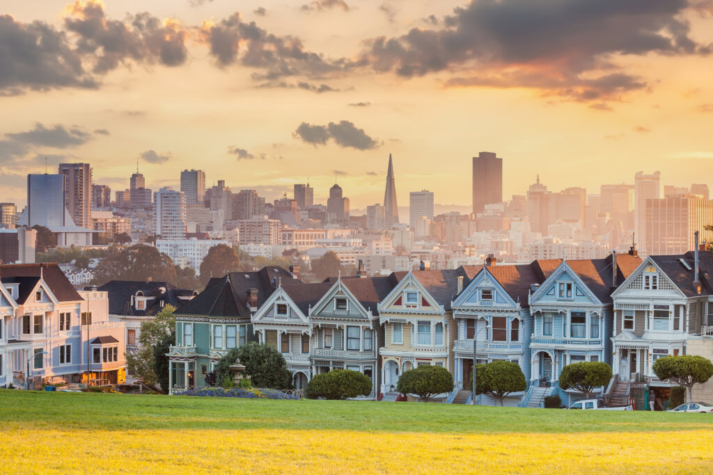 Famous view of downtown San Francisco at Alamo Square in CA, USA